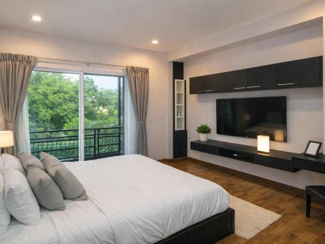 GRAND T2 DUPLEX TERRASSE DERNIER ETAGE