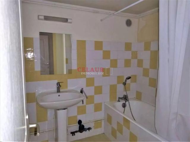 Grand t2 quartier cite administrative