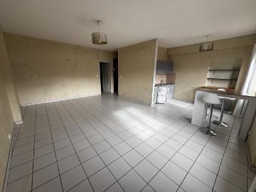 GRAND T2 RUE DES FILATIERS / ESQUIROL