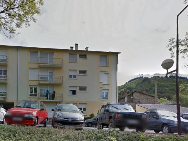 GRAND T4 à SAINT GENIEZ