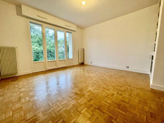 GRAND T5 AU COEUR DE VENEUX LES SABLONS