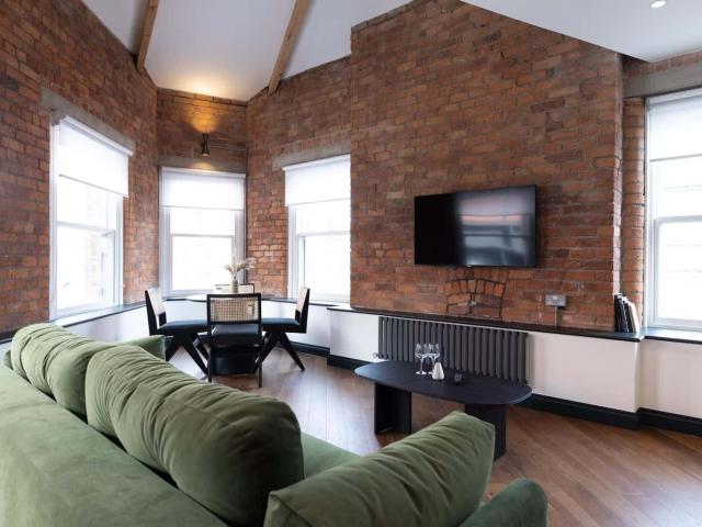 Grand Two Beds