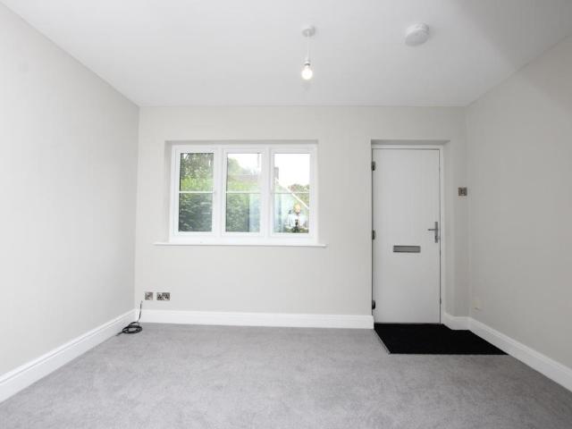 Grand Union Cottages, Woodgate. 2 bed terraced house to rent £1,200 pcm £277 pw