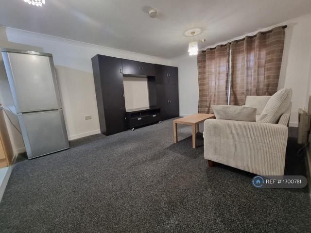 Grand Union Heights, Wembley, HA0 1 bed flat to rent £1,500 pcm £346 pw