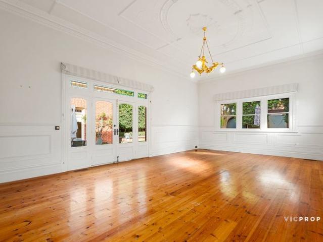 Grand Victorian Elegance with Exceptional Family Living