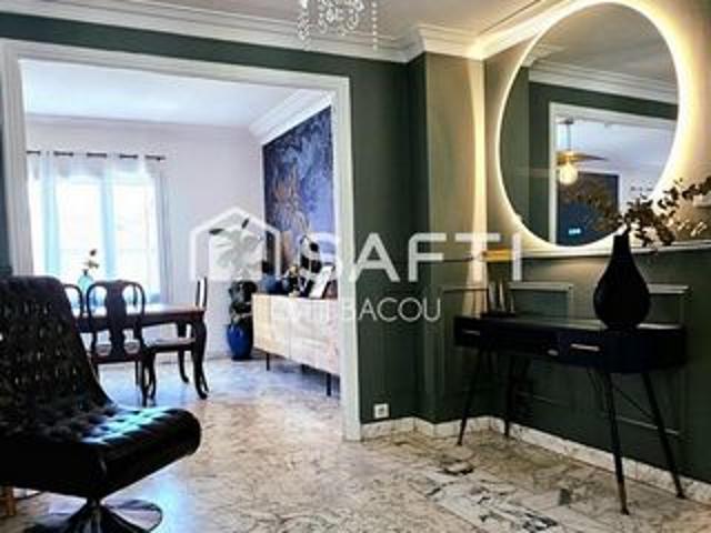 Grand appartement 4 pièces 121 m2 avec Terrasse, Garage, Cave