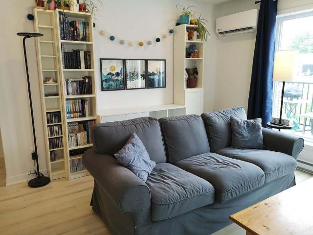 Grand appartement 5 ½ à louer à Saint Jérôme Bellefeuille à 1995$/mois, 3 chambres