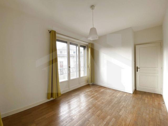 Grand appartement T3 à Grenoble. Balcon. Magnifique vue