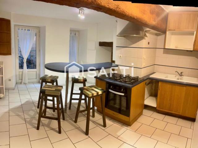 Grand appartement T2