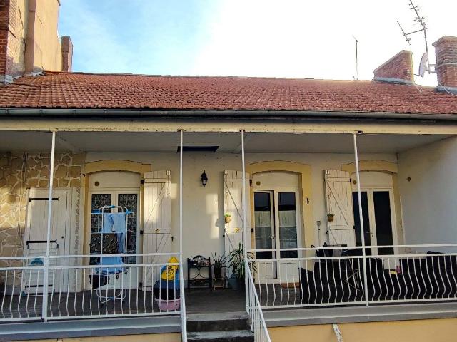 Grand appartement T4 avec extérieur et garage véhicule