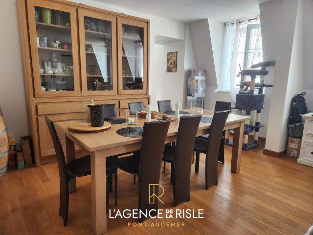 Grand appartement au coeur de Pont Audemer