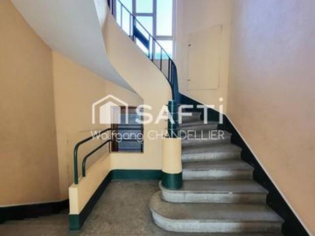 Grand appartement avec cave et galeta