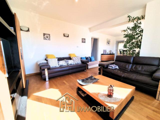 Grand appartement avec 3 pièces à vendre à Colmar 68