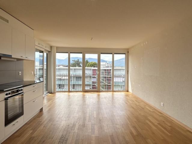 Grand appartement de 4,5 pièces proche de toutes les commodités