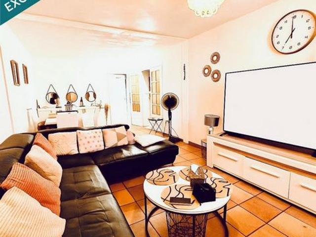GRAND APPARTEMENT DE TYPE 3 PROCHE DES COMMODITES