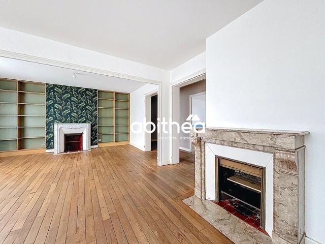 Grand appartement hyper centre