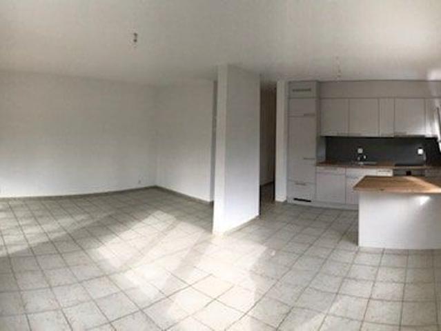 Grand appartement lumineux proche de toutes commodités