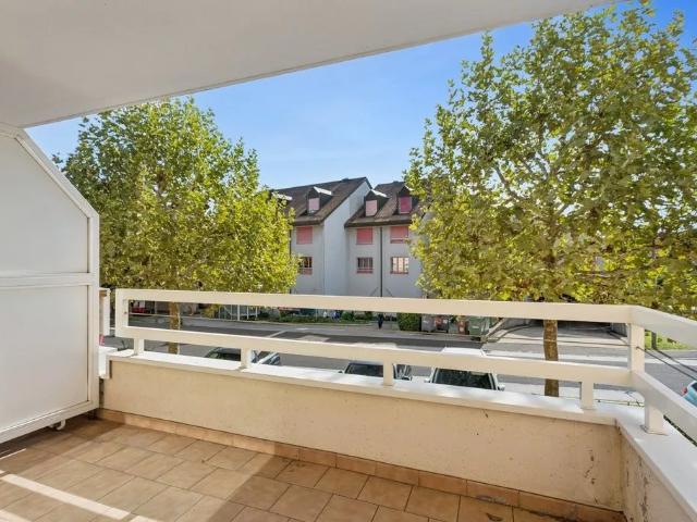Grand appartement lumineux proche de toutes les commodités