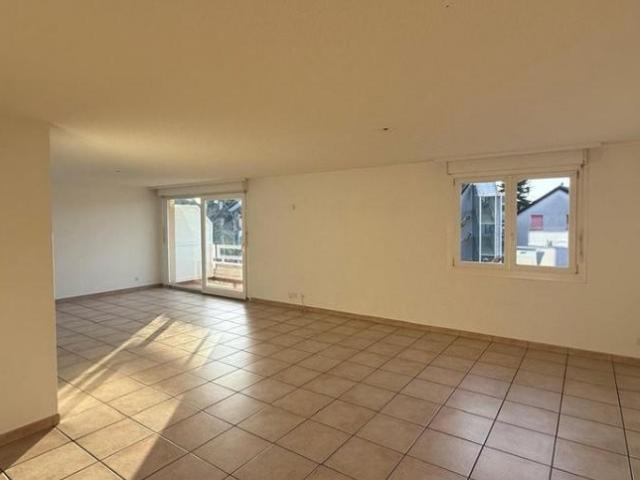 Grand appartement lumineux proche de toutes les commodités