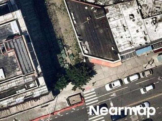 Grand Ave # Gar3