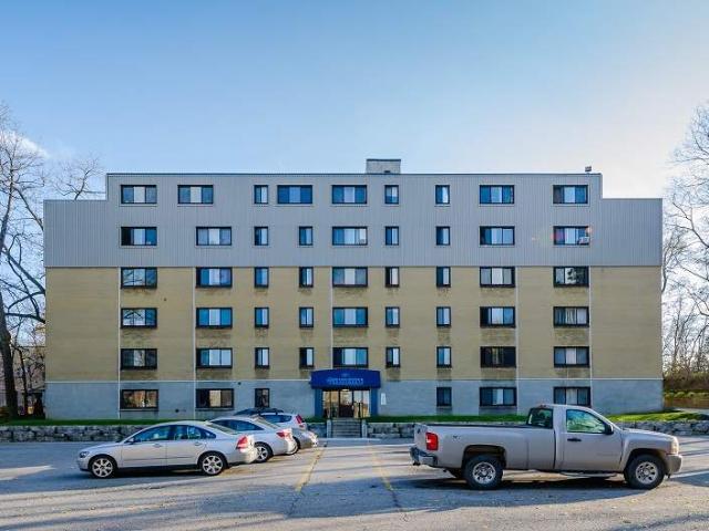 Grand Avenue Apartments