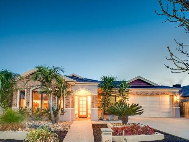 Grand Berwick Home with Tropical Charm! 5 Bedrooms and 2 Living Areas!