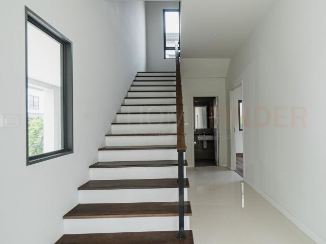 Grand Britania Krungthepkreetha 4 bedrooms, for sale