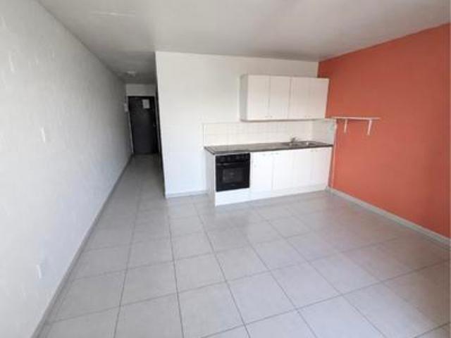 grand central 1 bed, 1 bath, 1st floor