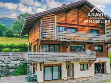 Grand chalet récent avec belles prestations 283m² Saint Jean de Sixt