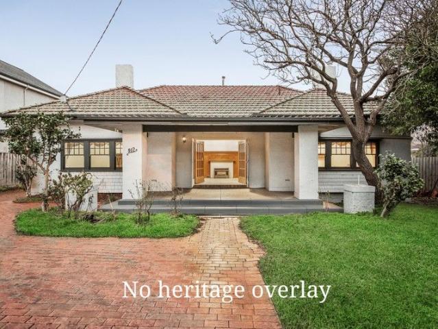 Grand Character Residence on a Generous 974sqm with Exceptional Scope