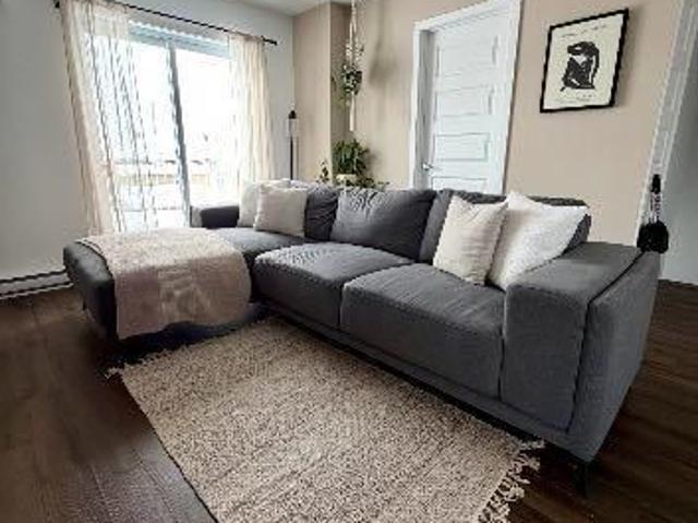 grand condo 4,5 situé a thurso