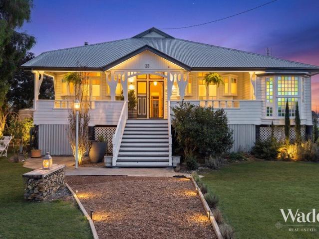 Grand Colonial Elegance with Approved Studio Accommodation on 1,482m²