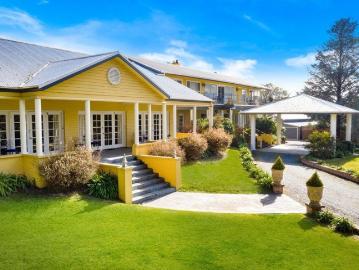 GRAND COUNTRY ESTATE WITH A $15,000 P.M. INCOME