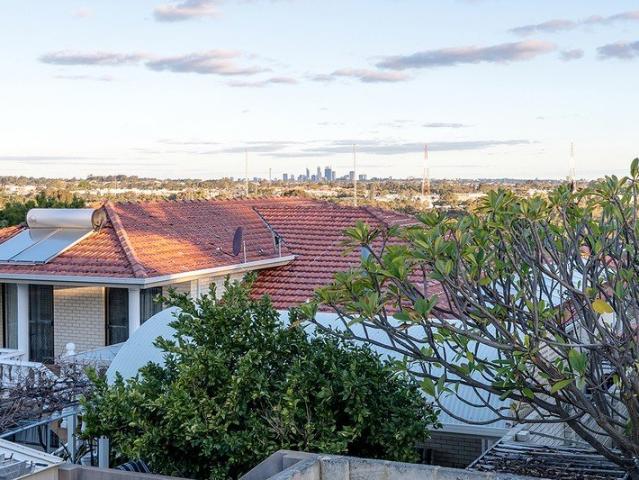 Grand Design. Elevated Living. A Landmark Hamersley Residence