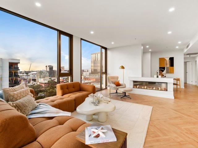 Grand Designer Style and Extravagant Space