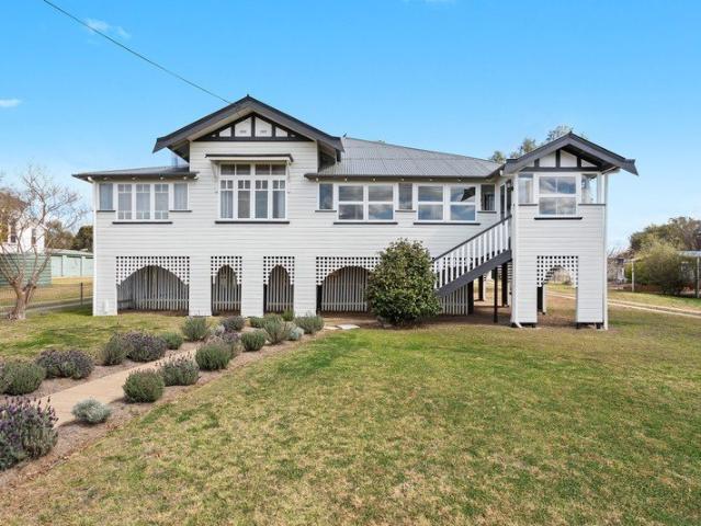 Grand Elevated Rural Living