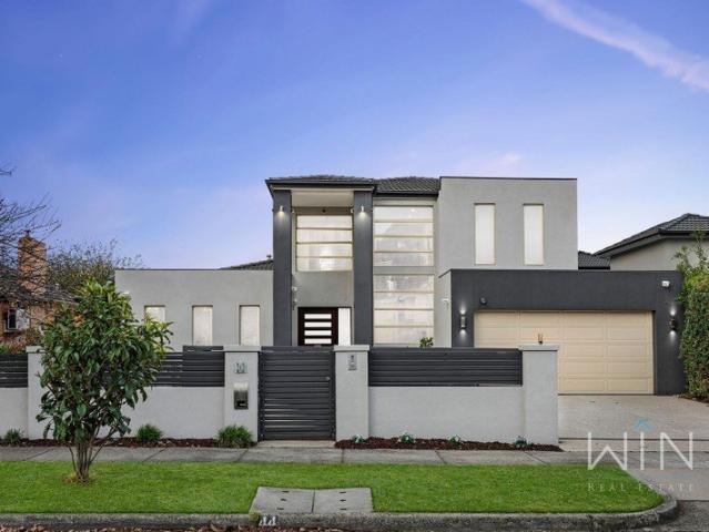 Grand Entertainer's Dream Home