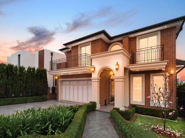 Grand Entertainers' Oasis with city skyline views