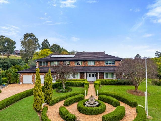 Grand Estate Living with Timeless Elegance & Outstanding Future Potential