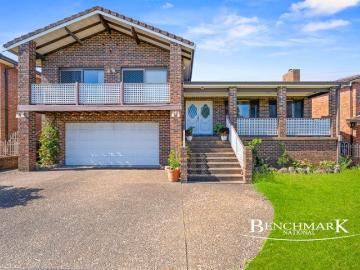 Grand Family Entertainer with Dual Living Potential