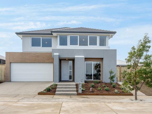 Grand Family Home with Bruces Creek Views
