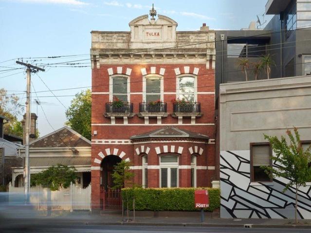 Grand Family Home Opposite Edinburgh Gardens