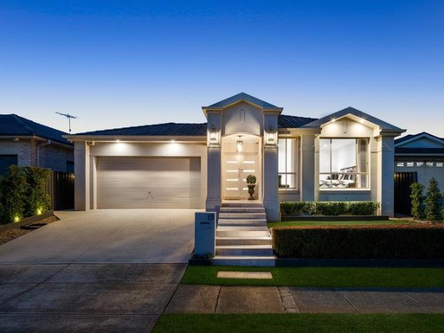 Grand Family Living on a Spacious 508sqm Parcel with Exceptional Entertaining!