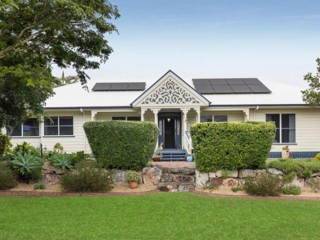 GRAND FAMILY LIVING ON 1175m2