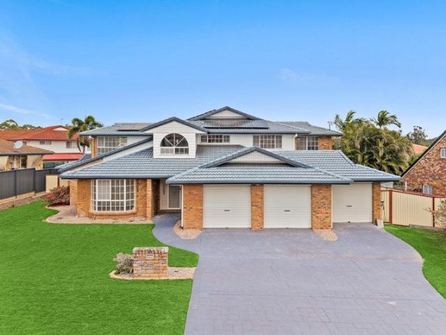Grand Family Living + Entertainer's Dream + Unmissable Space