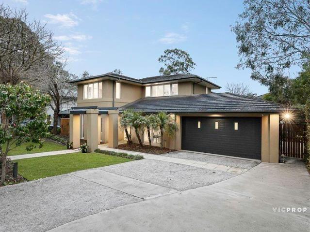 Grand Family Living in a Premium Parkside Setting