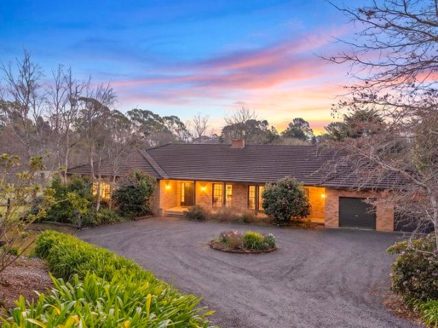 Grand Family Living in a Prestigious Moss Vale Locale