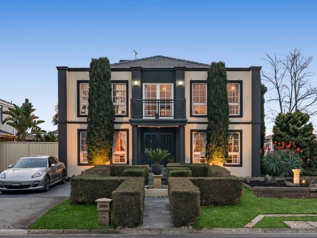 Grand Family Living in Hillside's Most Prestigious Pocket