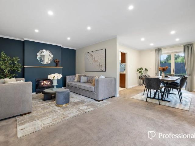 Grand Family Living in the Wantirna College Zone