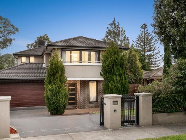 Grand Family Living in the Heart of Ashburton